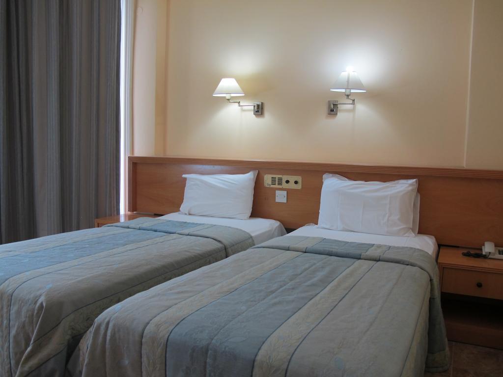 Flamingo Beach Hotel Lárnaka Eksteriør bilde